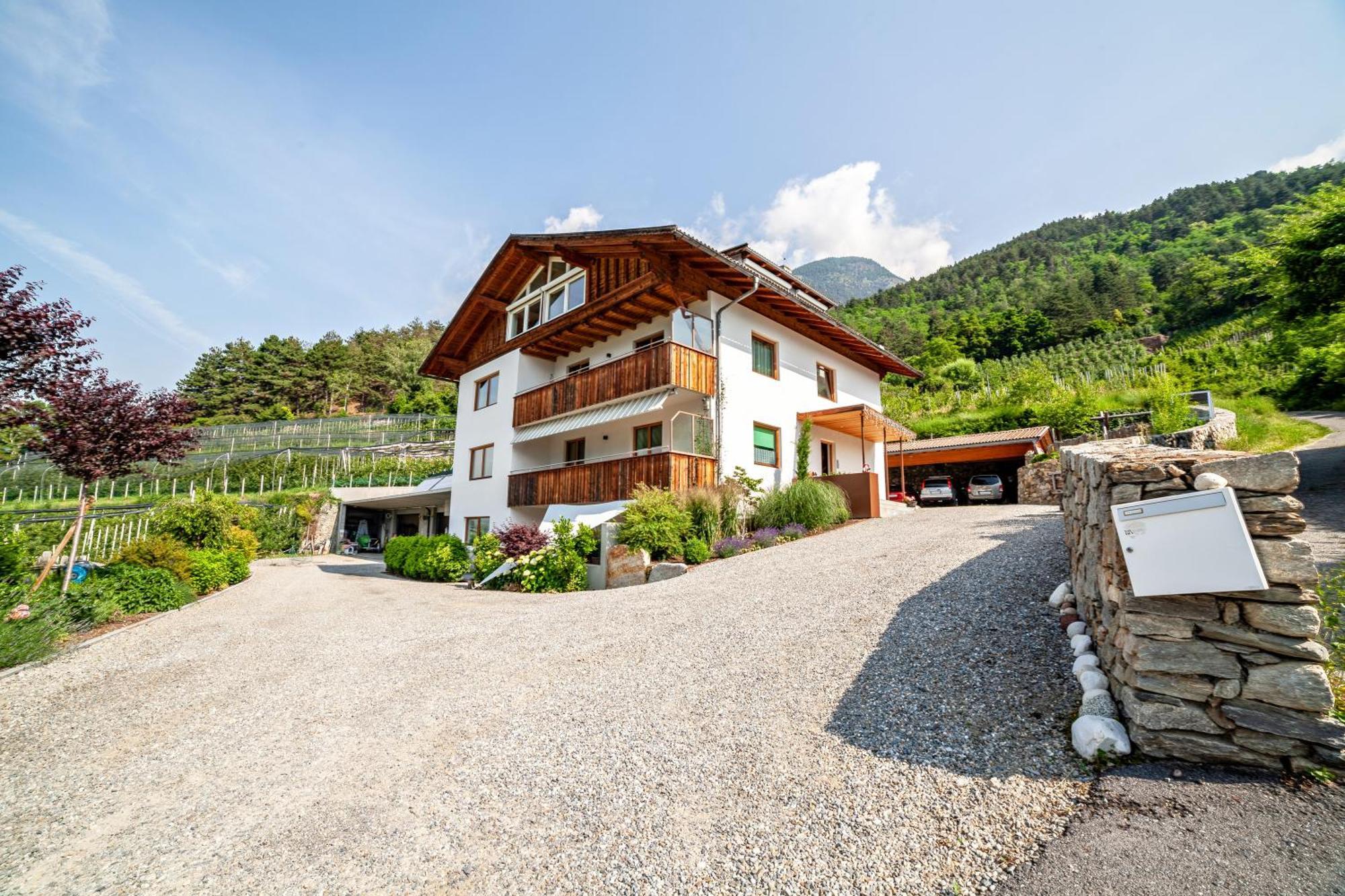 Langstein Wohnung Golden Колдрано Екстериор снимка