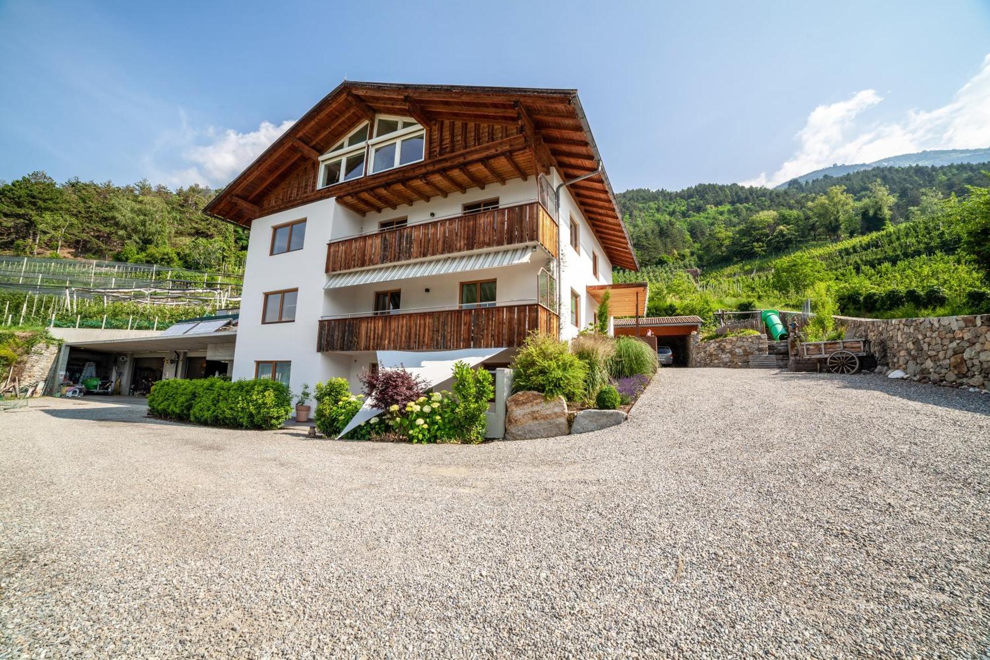 Langstein Wohnung Golden Колдрано Екстериор снимка